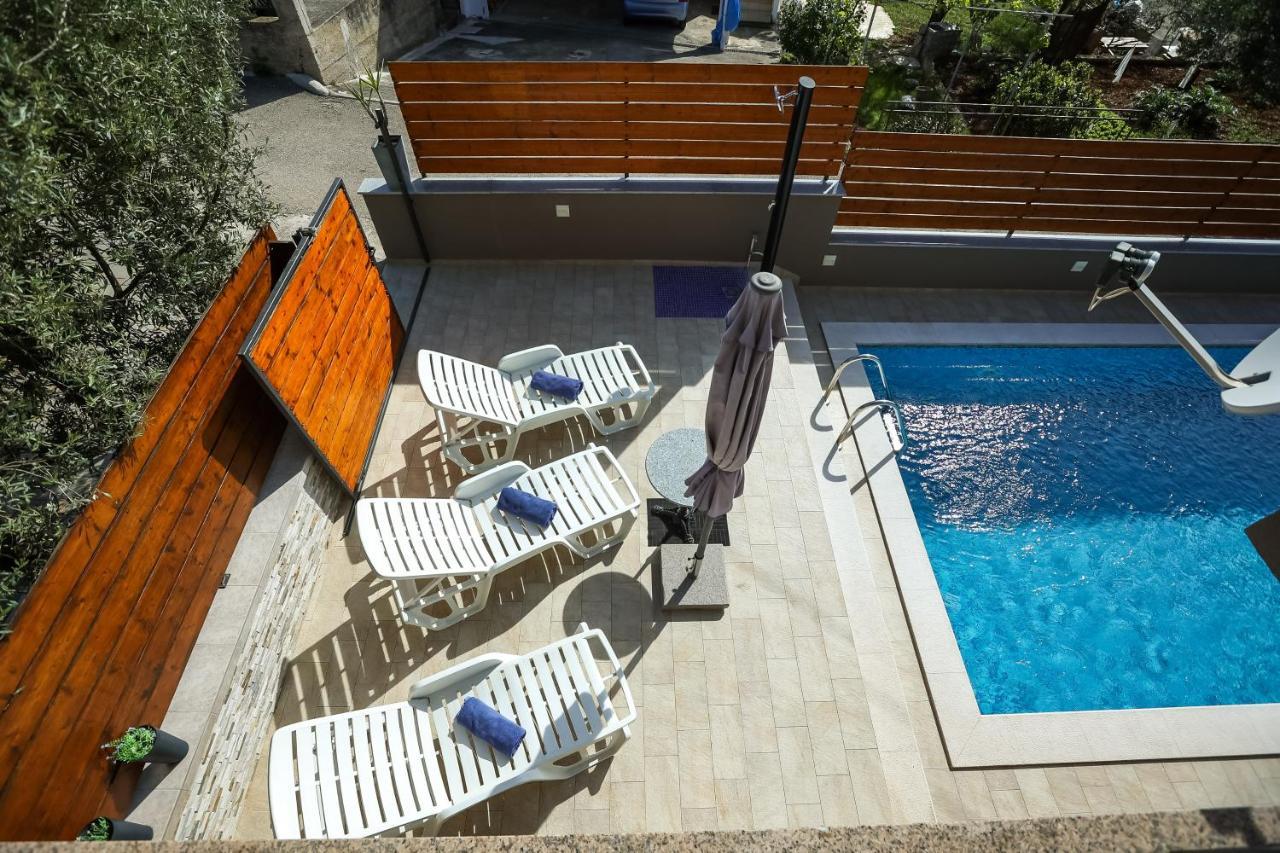 Pool Apartments Julia Zadar Dış mekan fotoğraf
