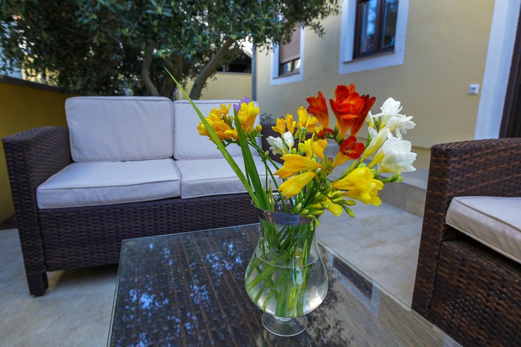 Pool Apartments Julia Zadar Dış mekan fotoğraf