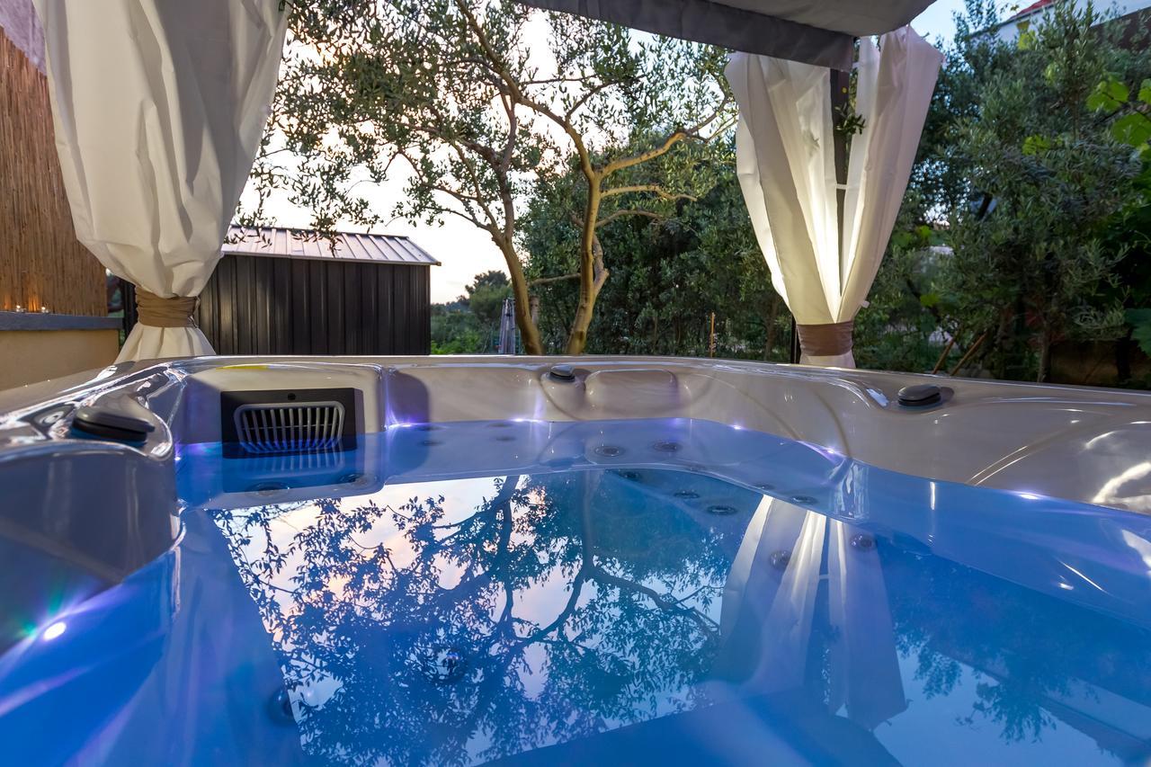 Pool Apartments Julia Zadar Dış mekan fotoğraf